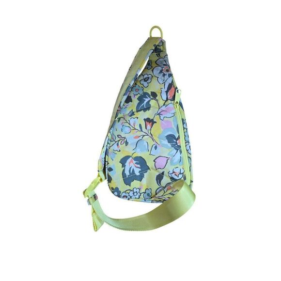 Vera Bradley Floral Sling Backpack Crossbody Bag "Lighten up" flower power - Picture 3 of 5